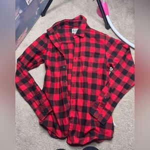 Red & Black Buffalo Plaid Button-Up Shirt